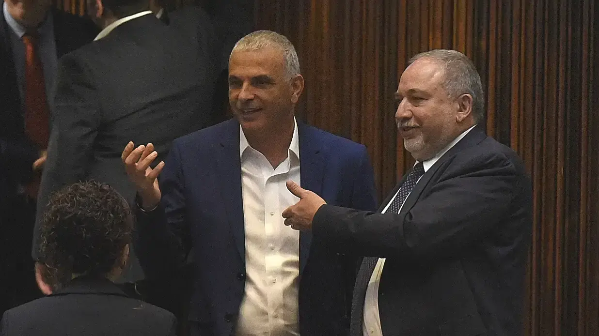 משה כחלון ואביגודר ליברמן, במהלך מליאת הכנסת, ירושלים 27 במאי 2019 משה כחלון ואביגודר ליברמן, במהלך מליאת הכנסת, ירושלים 27 במאי 2019