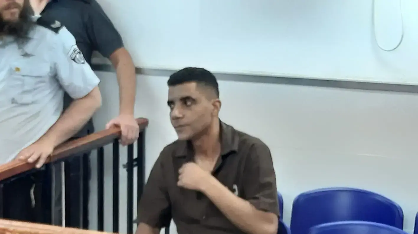 זכריא זביידי, במהלך דיון בעניינו בבית המשפט הצבאי, עופר 28 במאי 2019 זכריא זביידי, במהלך דיון בעניינו בבית המשפט הצבאי, עופר 28 במאי 2019