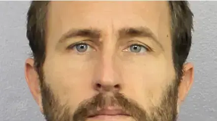 הספן הבריטי אשר רצח את אשתו במהלך חופשת ירח דבש הספן הבריטי אשר רצח את אשתו במהלך חופשת ירח דבש