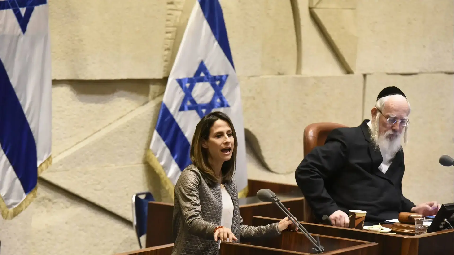 ח"כ אורית פרקש הכהן וישראל אייכלר במליאת הכנסת , 29 במאי 2019 ח"כ אורית פרקש הכהן וישראל אייכלר במליאת הכנסת , 29 במאי 2019