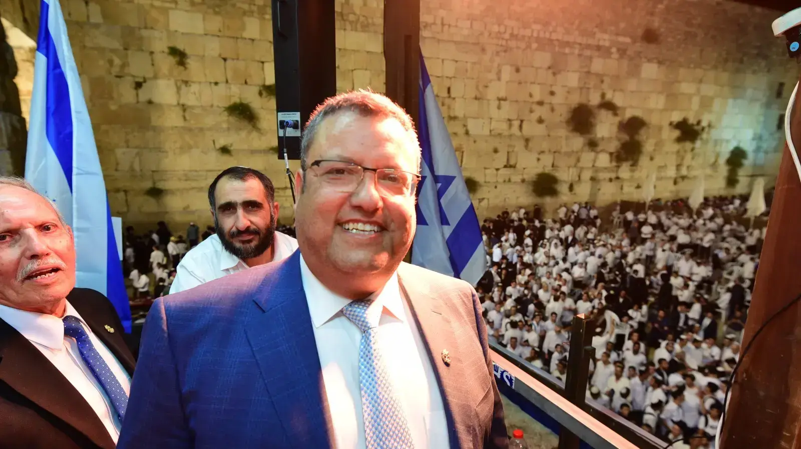 עצרת בכותל המערבי לפני יום ירושלים במעמד ראש העיר משה ליאון ב-1 ביוני 2019 עצרת בכותל המערבי לפני יום ירושלים במעמד ראש העיר משה ליאון ב-1 ביוני 2019