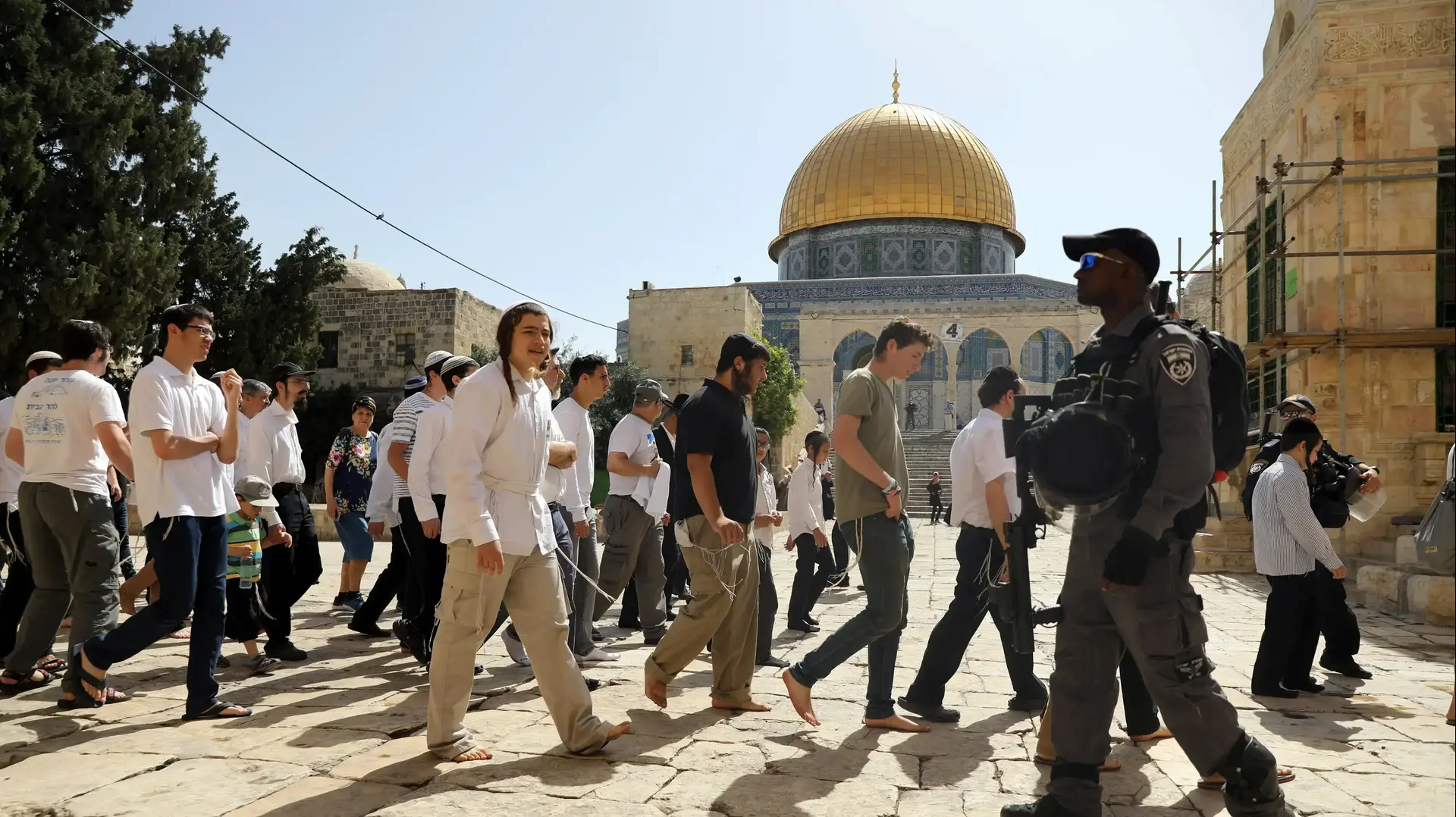 כוחות הביטחון מאבטחים את מתחם הר הבית לרגל יום ירושלים 2 ביוני 2019
כוחות הביטחון מאבטחים את מתחם הר הבית לרגל יום ירושלים 2 ביוני 2019