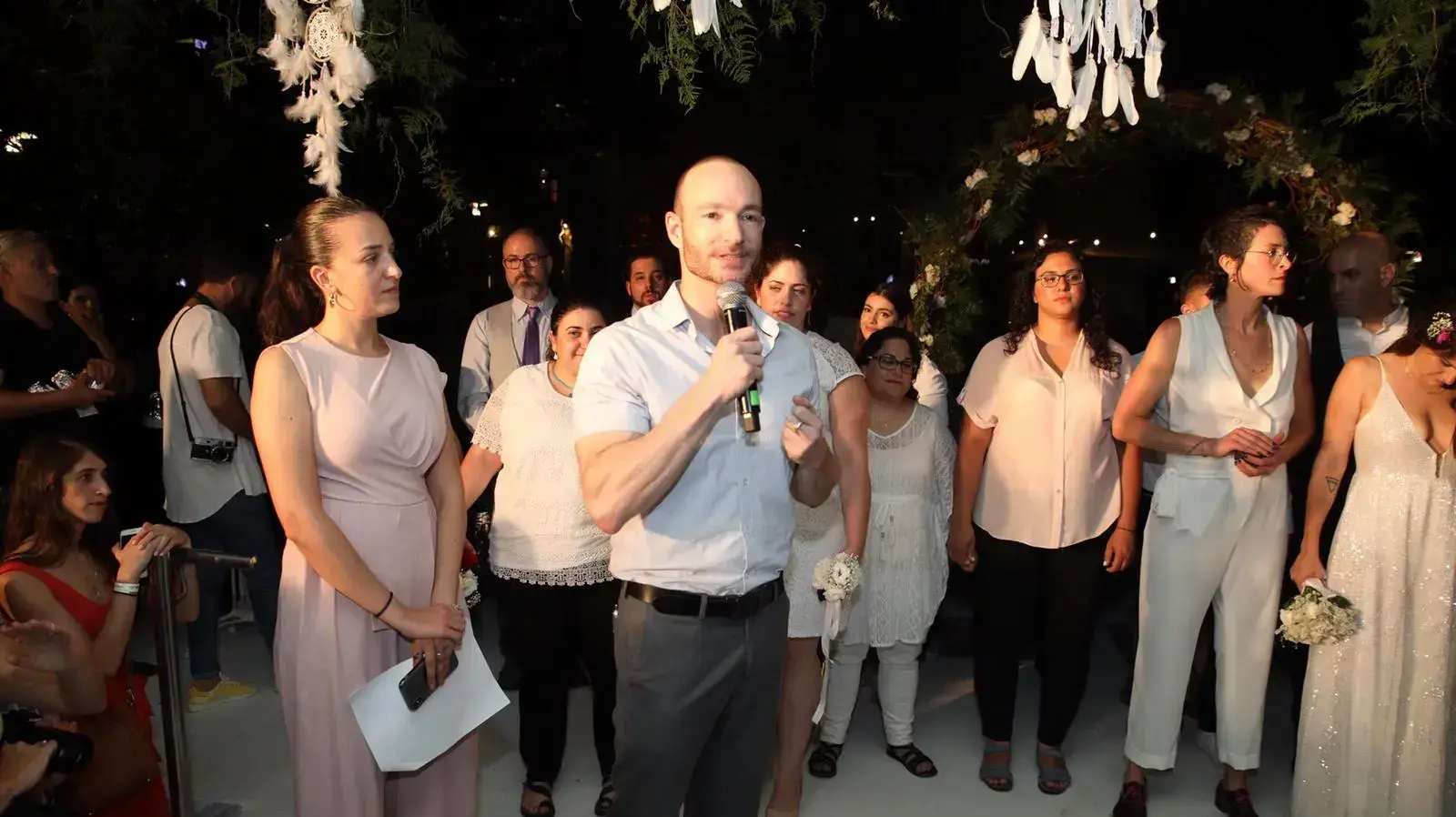 חתונה גאה בחסות עיריית תל אביב חתונה גאה בחסות עיריית תל אביב