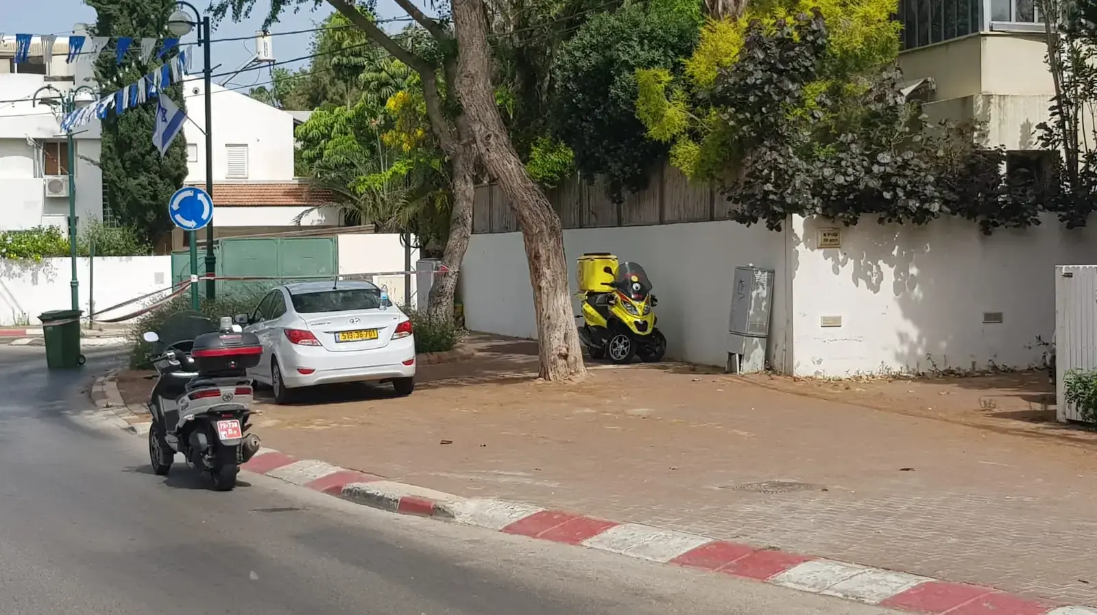 זירת הדקירה ברמת השרון 5 ביוני 2019 זירת הדקירה ברמת השרון 5 ביוני 2019