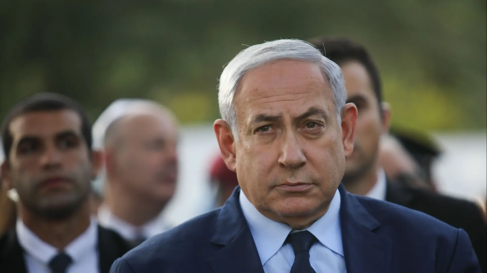 ראש הממשלה בנימין נתניהו בהלוויתה של נחמה ריבלין בהר הרצל, 5 ביוני 2019 ראש הממשלה בנימין נתניהו בהלוויתה של נחמה ריבלין בהר הרצל, 5 ביוני 2019