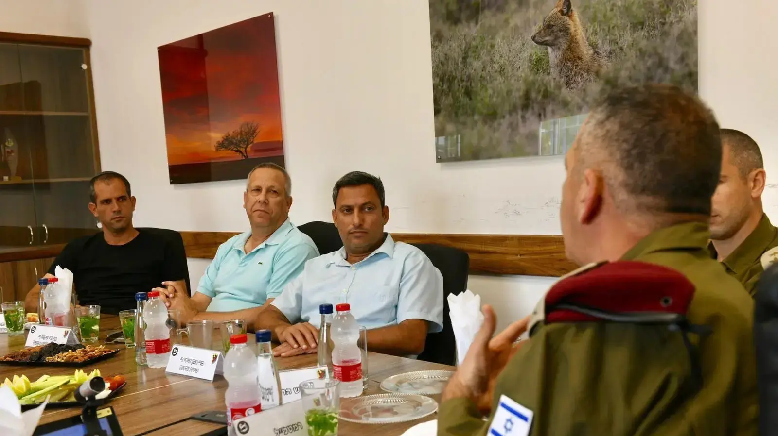 הרמטכ"ל אביב כוכבי עם ראשי רשויות עוטף עזה 7 ביוני 2019 הרמטכ"ל אביב כוכבי עם ראשי רשויות עוטף עזה 7 ביוני 2019
