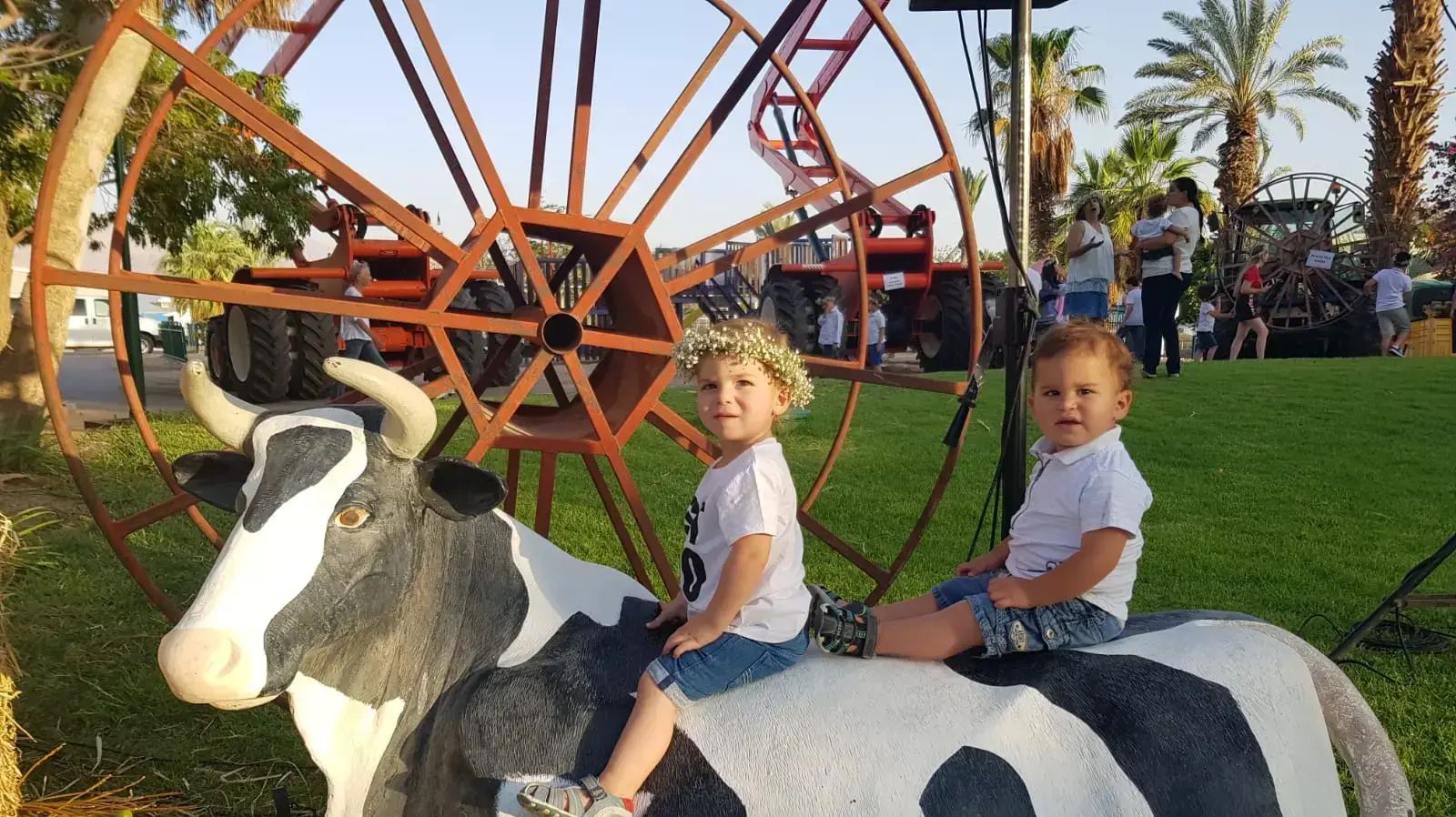 חגיגת שבועות בקיבוץ אילות, 8 ביוני 2019 חגיגת שבועות בקיבוץ אילות, 8 ביוני 2019
