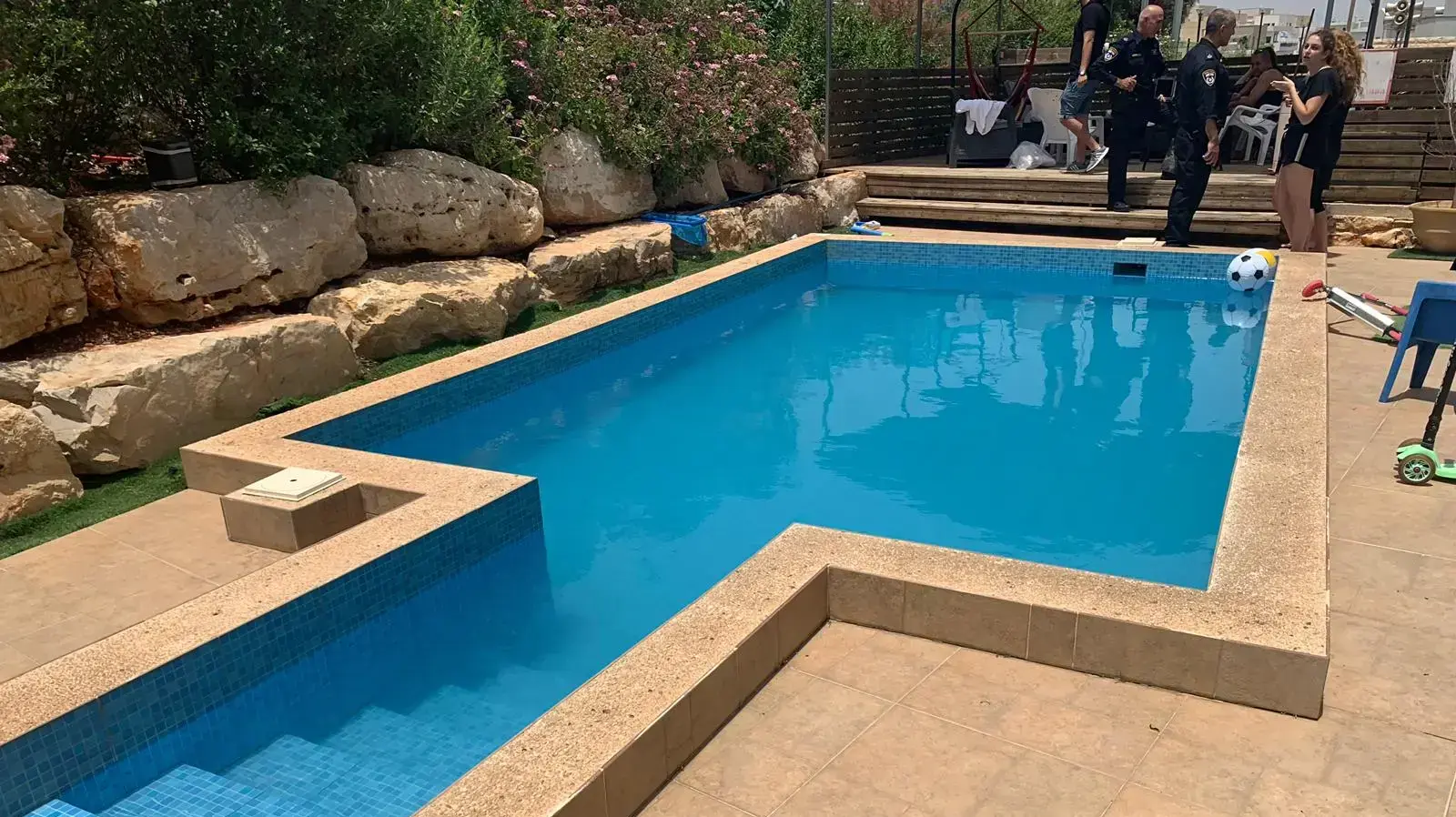 הבריכה הפרטית בה טבע ילד בן 4 בראש פינה - 9 יוני 2019 הבריכה הפרטית בה טבע ילד בן 4 בראש פינה - 9 יוני 2019