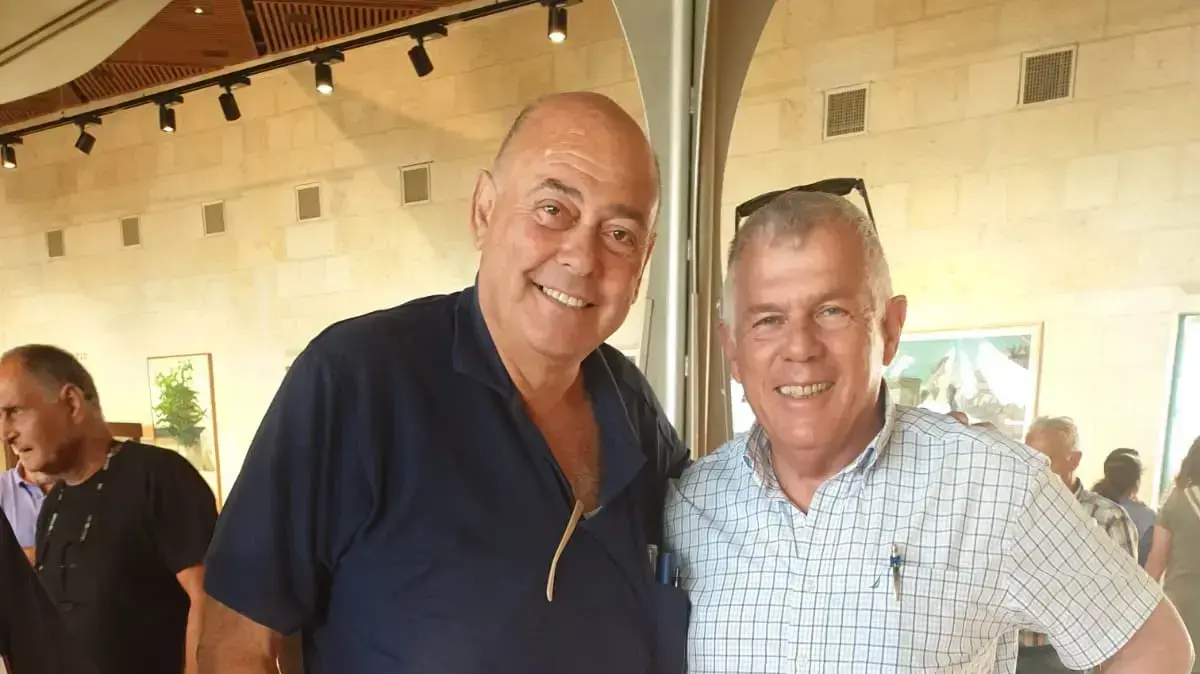 גיורא שחם מנכל רשות הכינרת וצביקה סלוצקי מנכל רשות כינרת
גיורא שחם מנכל רשות הכינרת וצביקה סלוצקי מנכל רשות כינרת