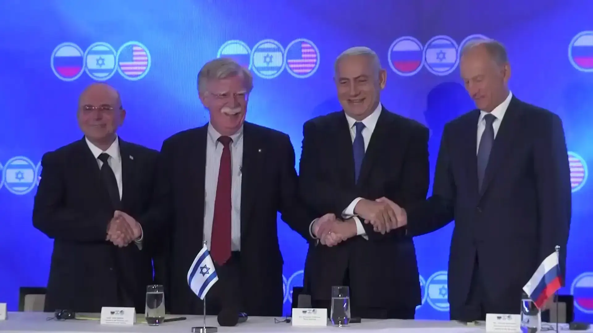 מפגש פסגה של היועצים לביטחון לאומי של ארהב רוסיה וישראל בראשות בנימין נתניהו. מלון אוריינט ירושלים, 25 ביוני 2019 מפגש פסגה של היועצים לביטחון לאומי של ארהב רוסיה וישראל בראשות בנימין נתניהו. מלון אוריינט ירושלים, 25 ביוני 2019