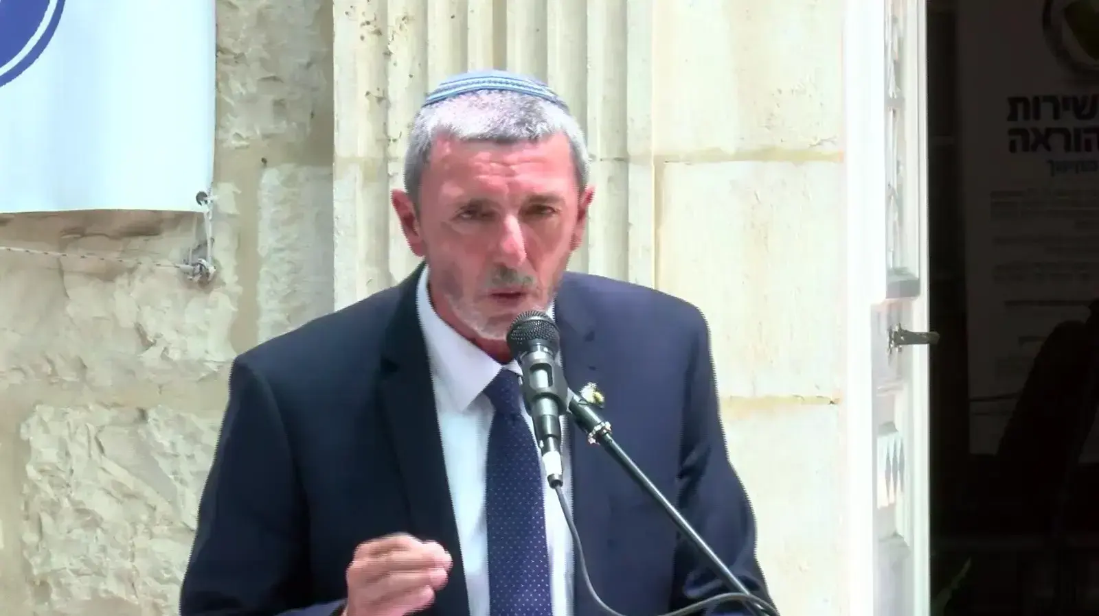 רפי פרץ בטקס החלפת שרי החינוך, יוני 2019 רפי פרץ בטקס החלפת שרי החינוך, יוני 2019