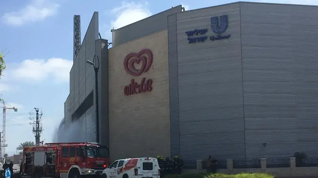פעילות כוחות ההצלה במפעל בו דלף אמוניה בעכו 27 ביוני 2019 