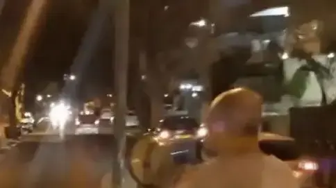 משטרת ישראל תפצה ב-3,000 ש' את ערן ורד, אחד מחברי "באים לבנקאים",
שנעצר כשהפגין מול כנס בו השתתפה שרת המשפטים לשעבר איילת שקד משטרת ישראל תפצה ב-3,000 ש' את ערן ורד, אחד מחברי "באים לבנקאים",
שנעצר כשהפגין מול כנס בו השתתפה שרת המשפטים לשעבר איילת שקד