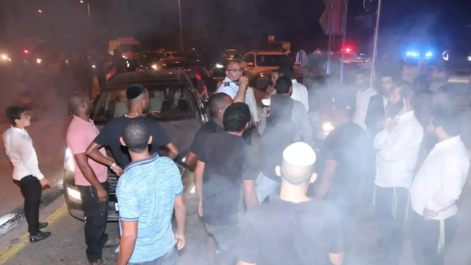 הפגנת בני העדה האתיופית בצומת נתיבות על רצח סלומון טקה, 2 ביולי 2019 הפגנת בני העדה האתיופית בצומת נתיבות על רצח סלומון טקה, 2 ביולי 2019