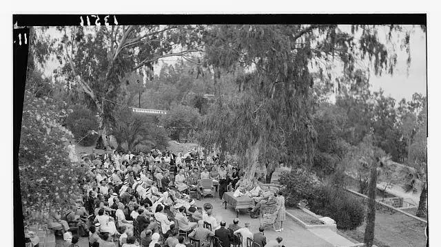 מסיבת גן בבית החולים הסקוטי מאי 1946 מסיבת גן בבית החולים הסקוטי מאי 1946