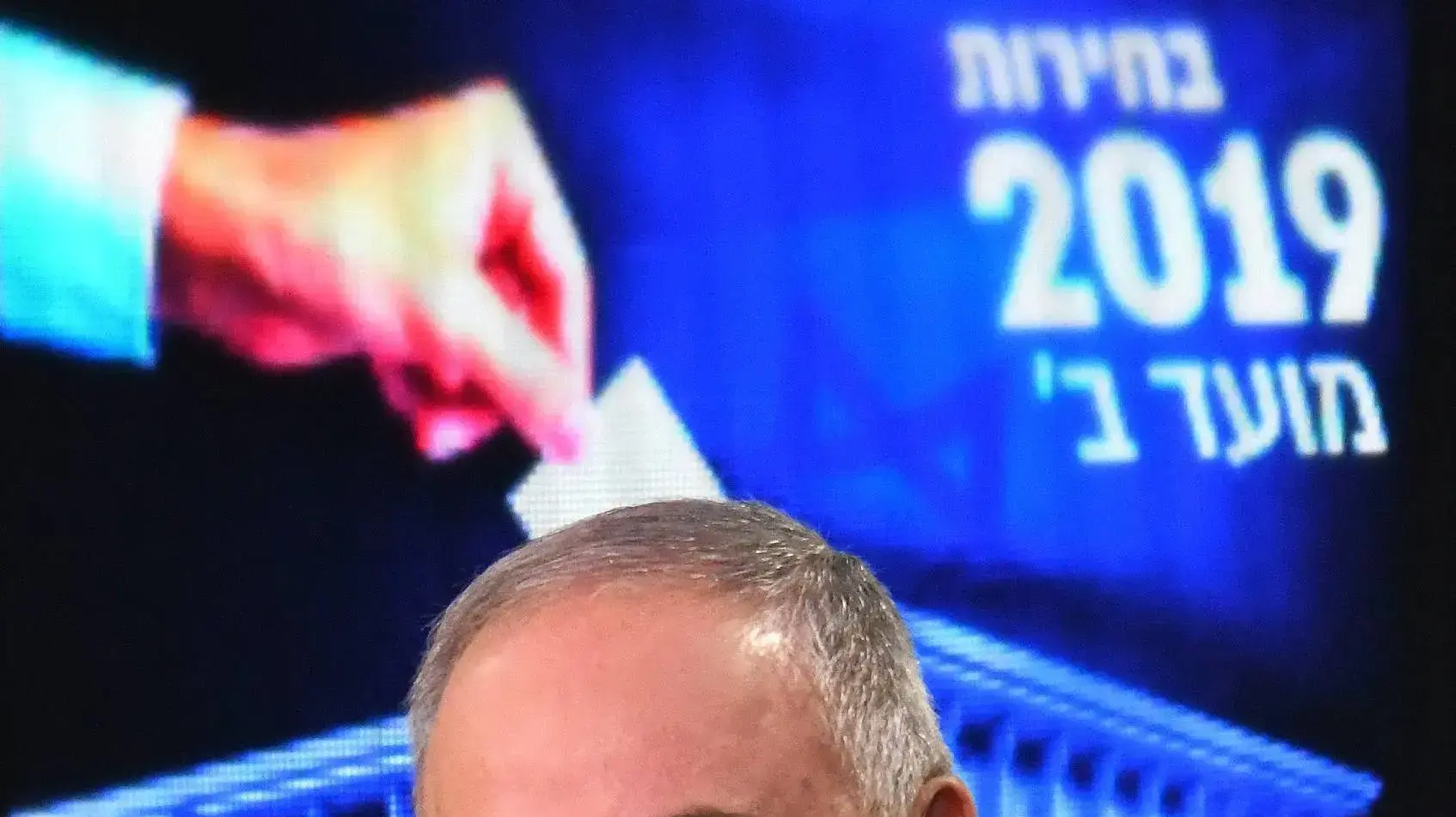 אביגדור ליברמן בראיון עם טל שלו באולפן וואלה, יולי 2019 אביגדור ליברמן בראיון עם טל שלו באולפן וואלה, יולי 2019