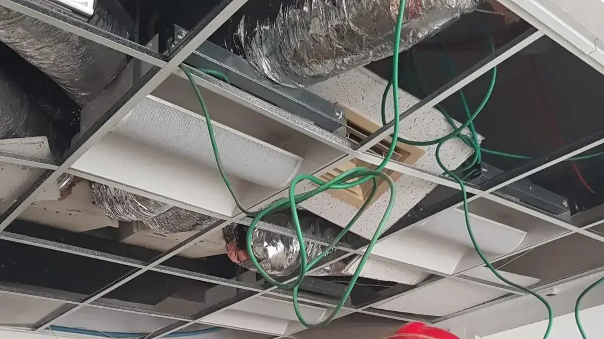 שריפה במתנס ברחוב גולומב בעיר נהריה 17 ביוני 2019 שריפה במתנס ברחוב גולומב בעיר נהריה 17 ביוני 2019