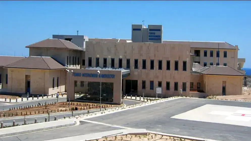בית החולים אליו פונתה הנערה שעל פי החשד עברה אונס על ידי קבוצת ישראלים בקפריסין 