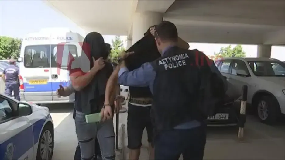 החשודים ההישראלים באונס התיירת בקפריסין מובאים להארכת מעצר 18 ביוני 2019