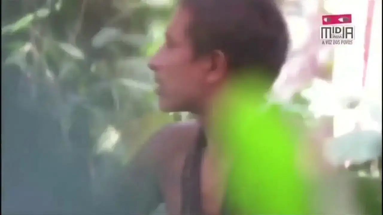 תיעוד של בן שבט האווה שלא היה במגע עם העולם החיצון