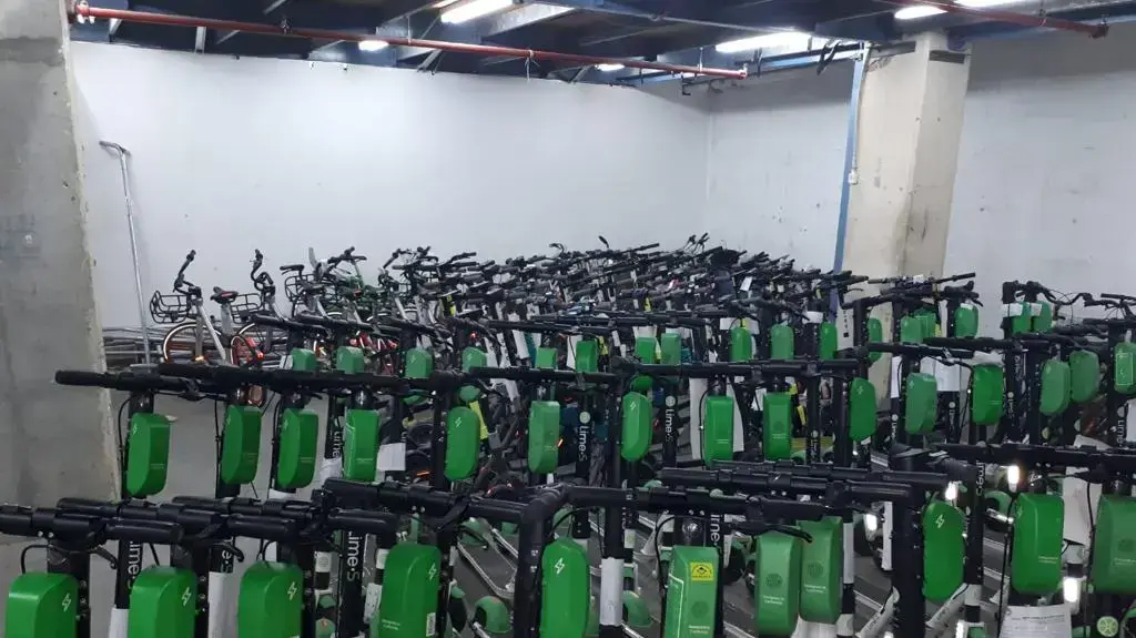 מחסני קורקינטים חשמליים שיתופיים מחסני קורקינטים חשמליים שיתופיים