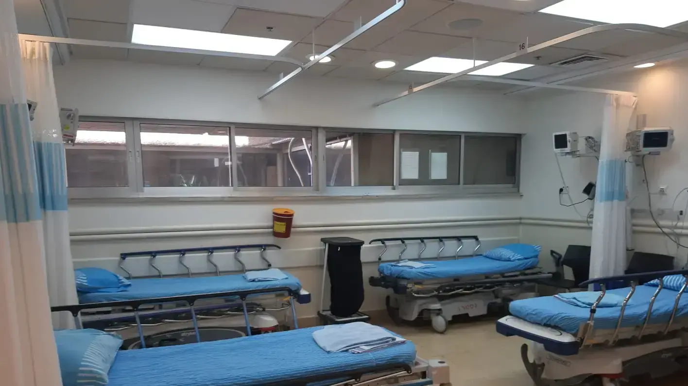 מכון הגסטרו ריק ממטופלים בבית החולים תל השומר ב-23 ביולי 2019 מכון הגסטרו ריק ממטופלים בבית החולים תל השומר ב-23 ביולי 2019