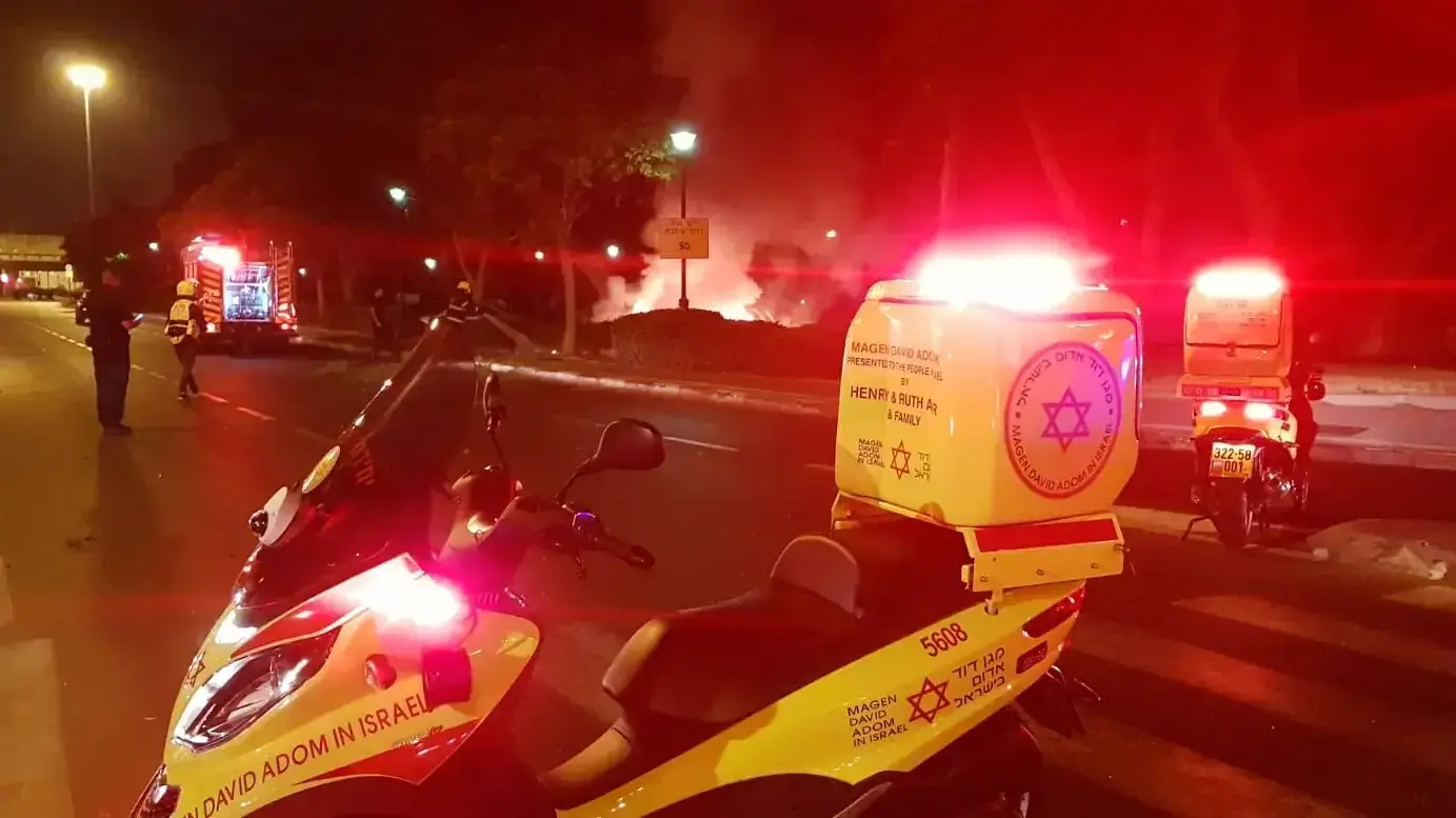 פיצוץ רכב ברחוב קיבוץ גלויות בדרום תל אביב פיצוץ רכב ברחוב קיבוץ גלויות בדרום תל אביב