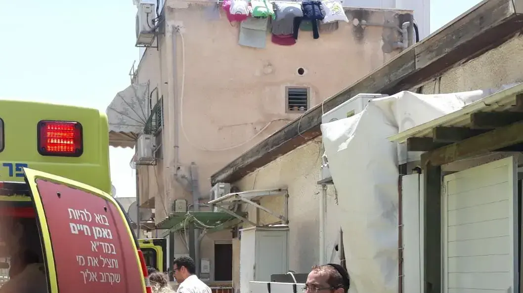 זירת דקירת בן ה-16 בתל אביב - 26/7 זירת דקירת בן ה-16 בתל אביב - 26/7