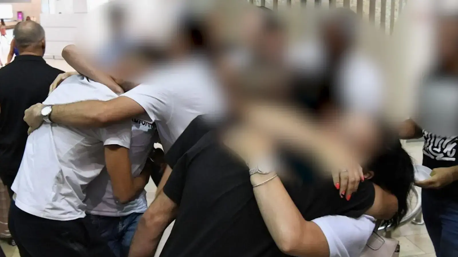 הנערים שנחשדו באונס בקפריסין בנמל התעופה בן גוריון, 28 ליולי 2019