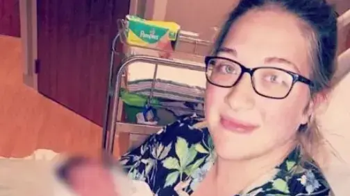 ג'ורדן אנצ'ונדו, שנרצחה בפיגוע בעיר אל פאסו, טקסס, עם בנה התינוק
ג'ורדן אנצ'ונדו, שנרצחה בפיגוע בעיר אל פאסו, טקסס, עם בנה התינוק