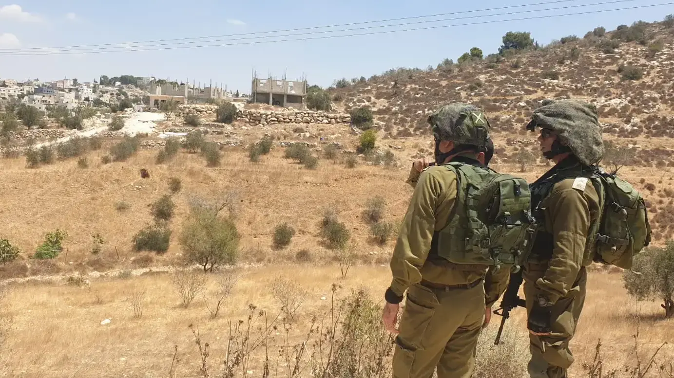 ביקור המפקדים וסריקות לוחמי צה"ל במרחב יהודה ושומרון במסגרת המצוד אחר המחבל שרצח את דביר שורק ליד מגדל עוז