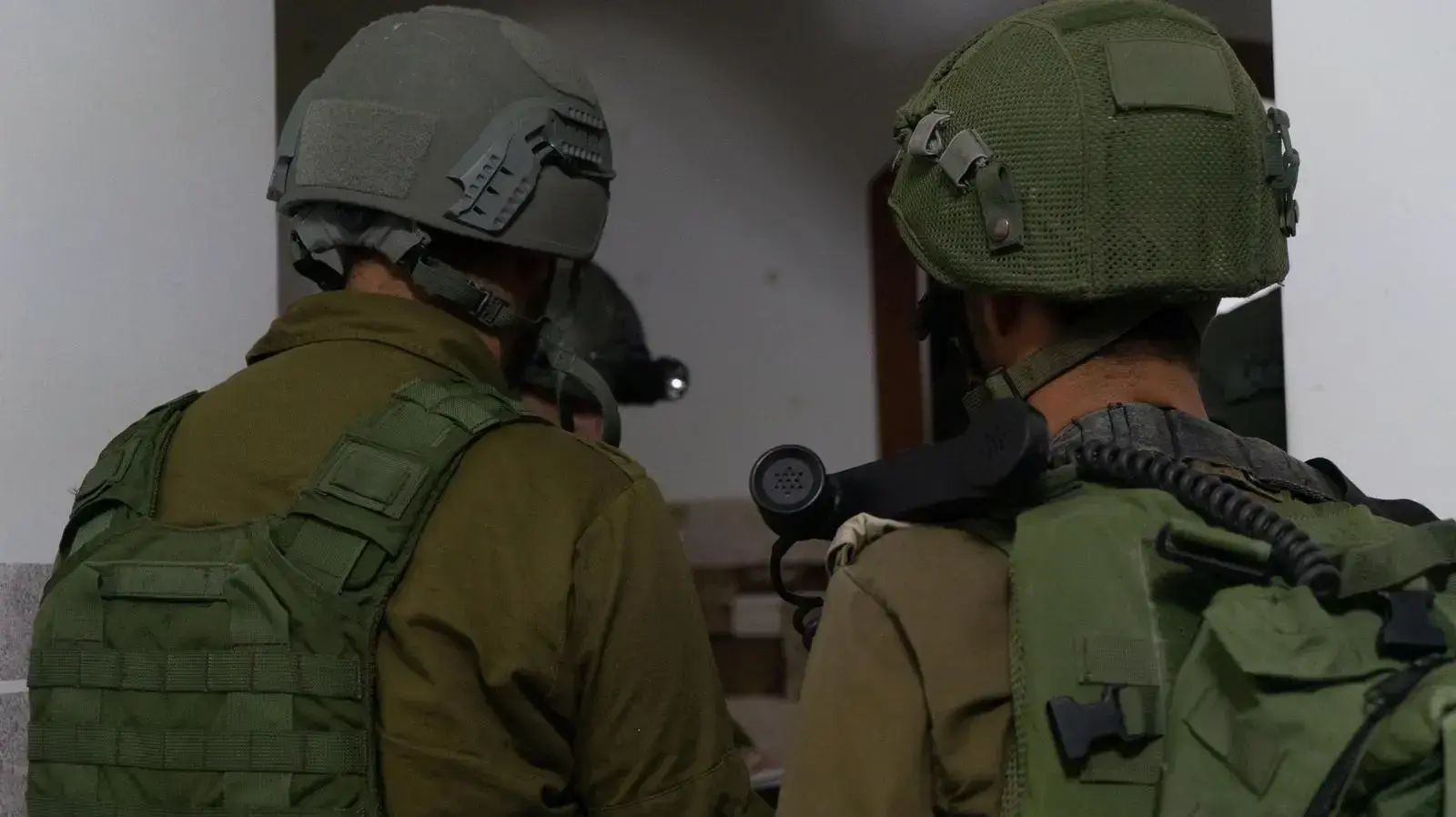 כוחות צה"ל מיפו בבית כחיל את בתי המחבלים החשודים ברצח דביר יהודה שורק כוחות צה"ל מיפו בבית כחיל את בתי המחבלים החשודים ברצח דביר יהודה שורק