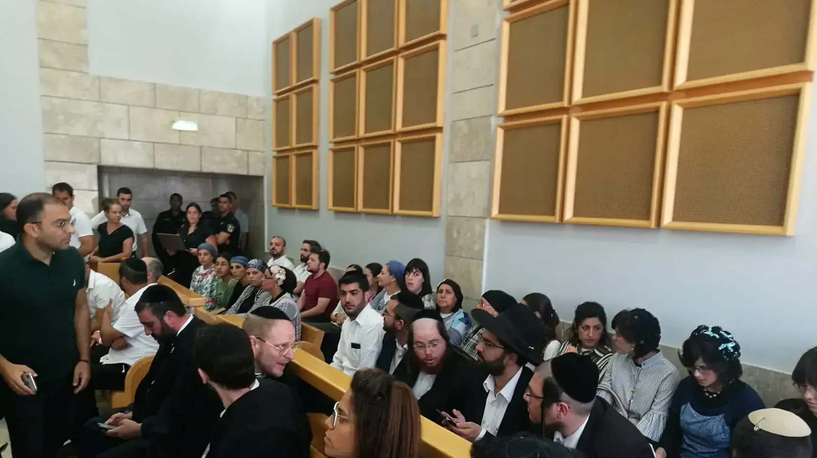היועץ המשפטי לממשלה, ד"ר אביחי מנדלבליט, הגיש הבוקר לביהמ"ש לעניינים מינהליים בנצרת את עמדתו בעניין הופעה המיועדת לקהל החרדי בפארק העירוני בעפולה היועץ המשפטי לממשלה, ד"ר אביחי מנדלבליט, הגיש הבוקר לביהמ"ש לעניינים מינהליים בנצרת את עמדתו בעניין הופעה המיועדת לקהל החרדי בפארק העירוני בעפולה