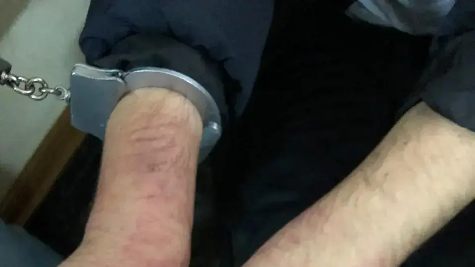 מייסד טלגראס עמוס דב סילבר לאחר שלטענתו הוכה באוקראינה על ידי המשטרה, 17 אוגוסט 2019 מייסד טלגראס עמוס דב סילבר לאחר שלטענתו הוכה באוקראינה על ידי המשטרה, 17 אוגוסט 2019