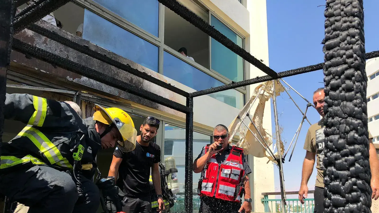 שריפה בבית המלון מג׳יק פלאס באילת 19 באוגוסט 2019 שריפה בבית המלון מג׳יק פלאס באילת 19 באוגוסט 2019