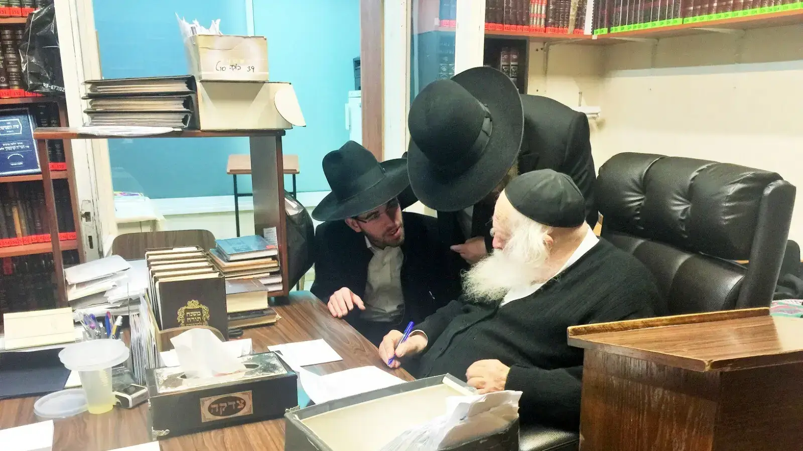יהושע בן פז טבע בים בתל אביב,אוגוסט 2019 יהושע בן פז טבע בים בתל אביב,אוגוסט 2019
