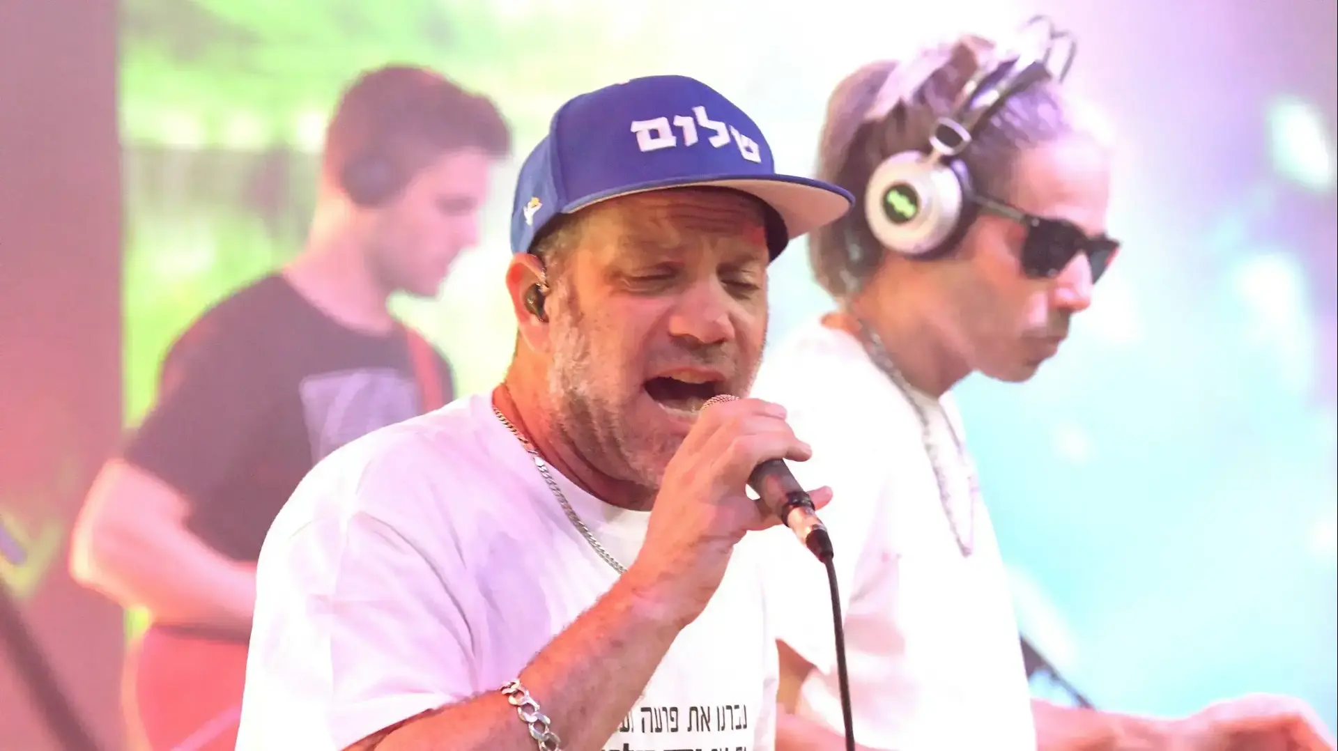 הדג נחש בהופעה באולפן וואלה, 22 באוגוסט 2019
