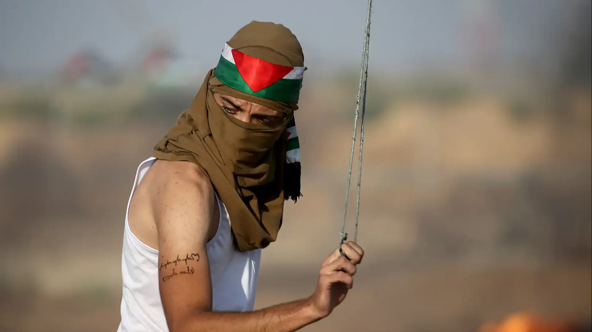 פלסטינים בעימותים בגבול רצועת עזה. 23 באוגוסט 2019 פלסטינים בעימותים בגבול רצועת עזה. 23 באוגוסט 2019