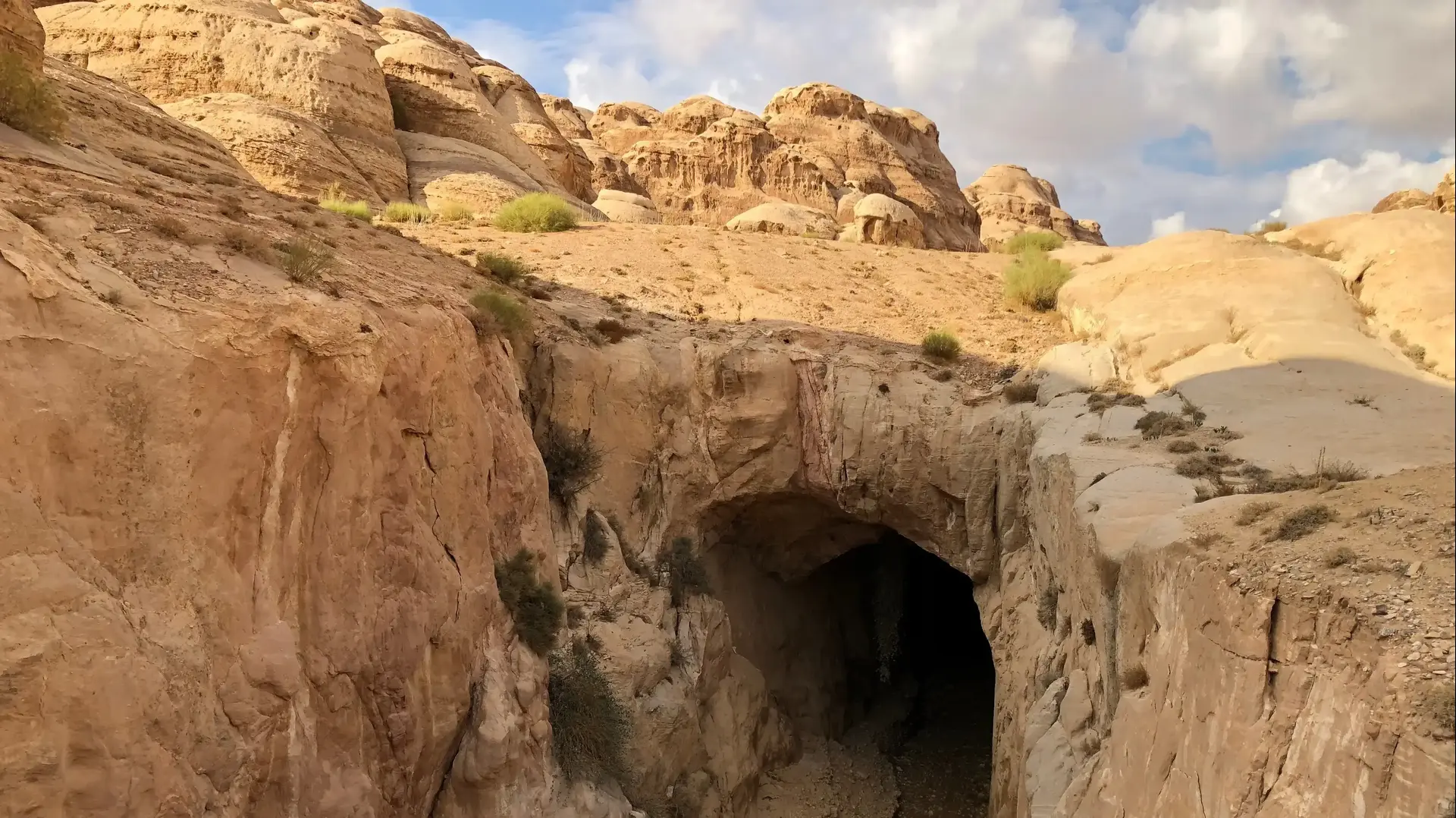 העיר פטרה שבירדן. 24 באוגוסט 2019 העיר פטרה שבירדן. 24 באוגוסט 2019