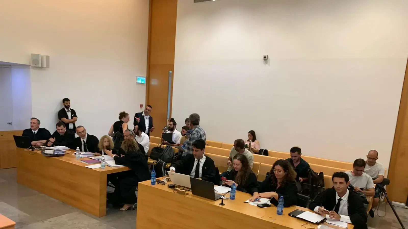 הדיון בעתירת שדולת הנשים בבית המשפט המחוזי בחיפה הדיון בעתירת שדולת הנשים בבית המשפט המחוזי בחיפה