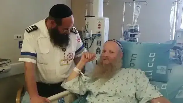איתן שנרב שנפצע ביום שישי בפיגוע במעיין ליד דולב איתן שנרב שנפצע ביום שישי בפיגוע במעיין ליד דולב
