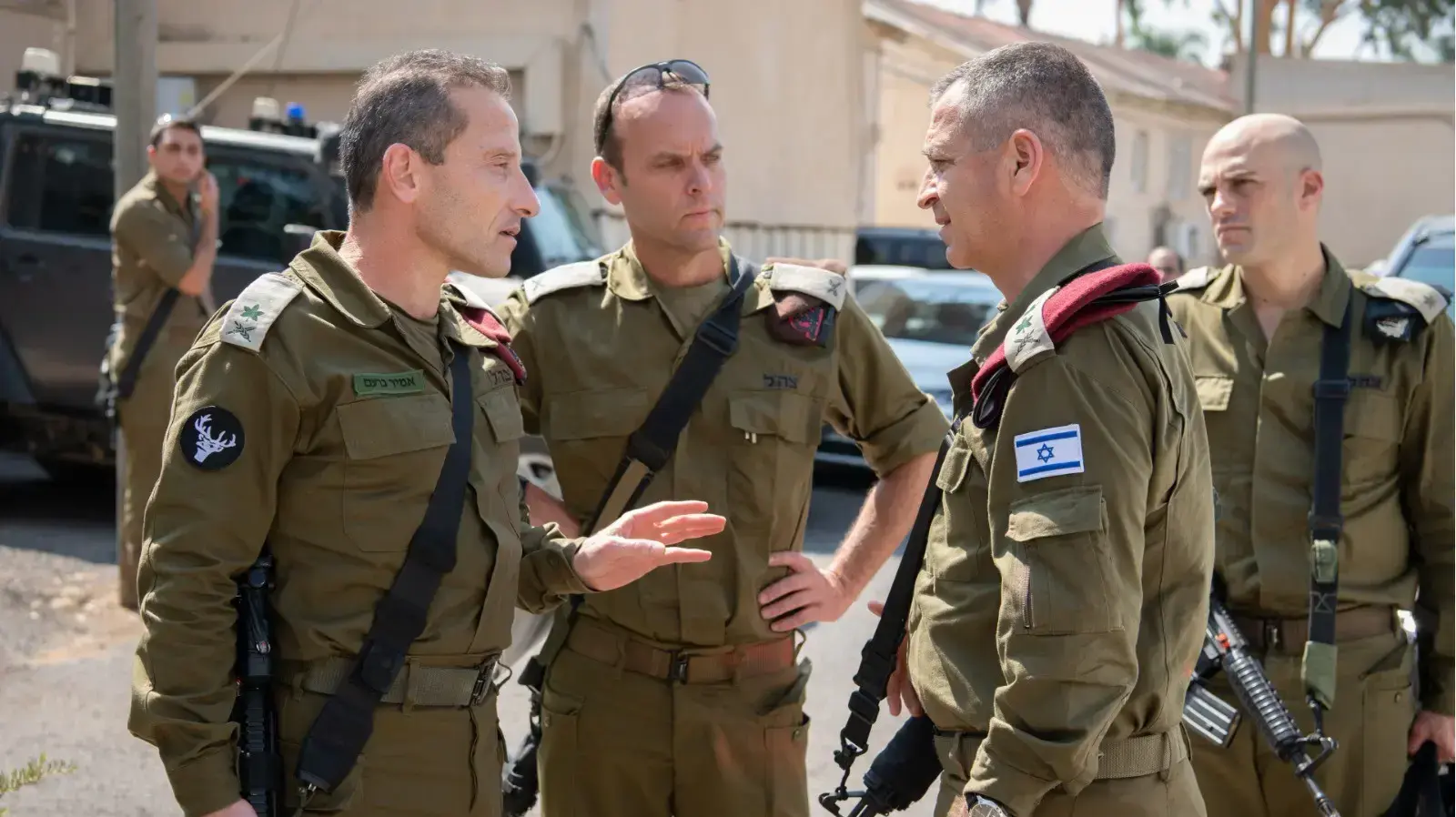 הרמטכ"ל אביב כוכבי מסייר בפיקוד הצפון עם מפקד פיקוד הצפון אמיר ברעם ומפקד עוצבת הגליל שלומי בינדר הרמטכ"ל אביב כוכבי מסייר בפיקוד הצפון עם מפקד פיקוד הצפון אמיר ברעם ומפקד עוצבת הגליל שלומי בינדר