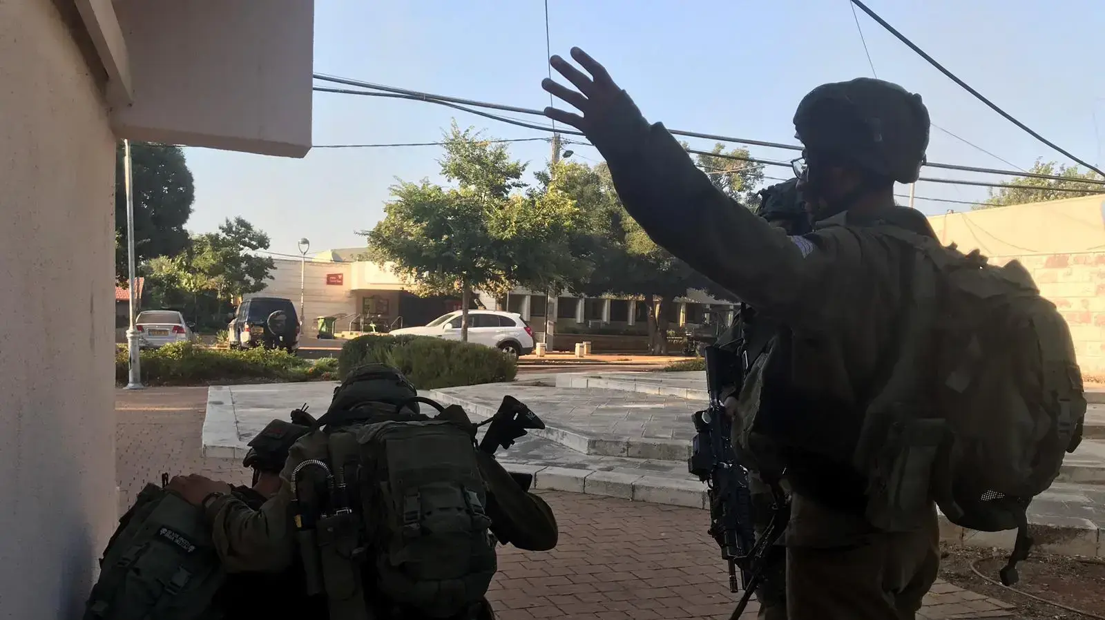 חיילי צה"ל במושב אביבים בעקבות ירי טילי הנ"ט מלבנון לצפון חיילי צה"ל במושב אביבים בעקבות ירי טילי הנ"ט מלבנון לצפון