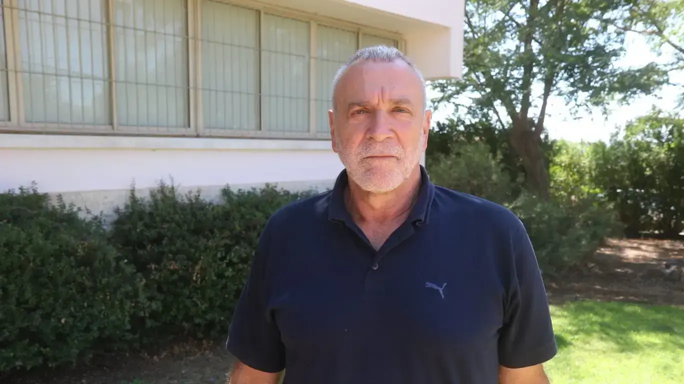 בני בן מובחר ראש המועצה האיזורית מבואות החרמון בפורום ראשי רשויות קו העימות בצפון מתכנס באביבים כדי לדון בבעיית המיגון בישוביהם, 2 בספטמבר 2019 בני בן מובחר ראש המועצה האיזורית מבואות החרמון בפורום ראשי רשויות קו העימות בצפון מתכנס באביבים כדי לדון בבעיית המיגון בישוביהם, 2 בספטמבר 2019