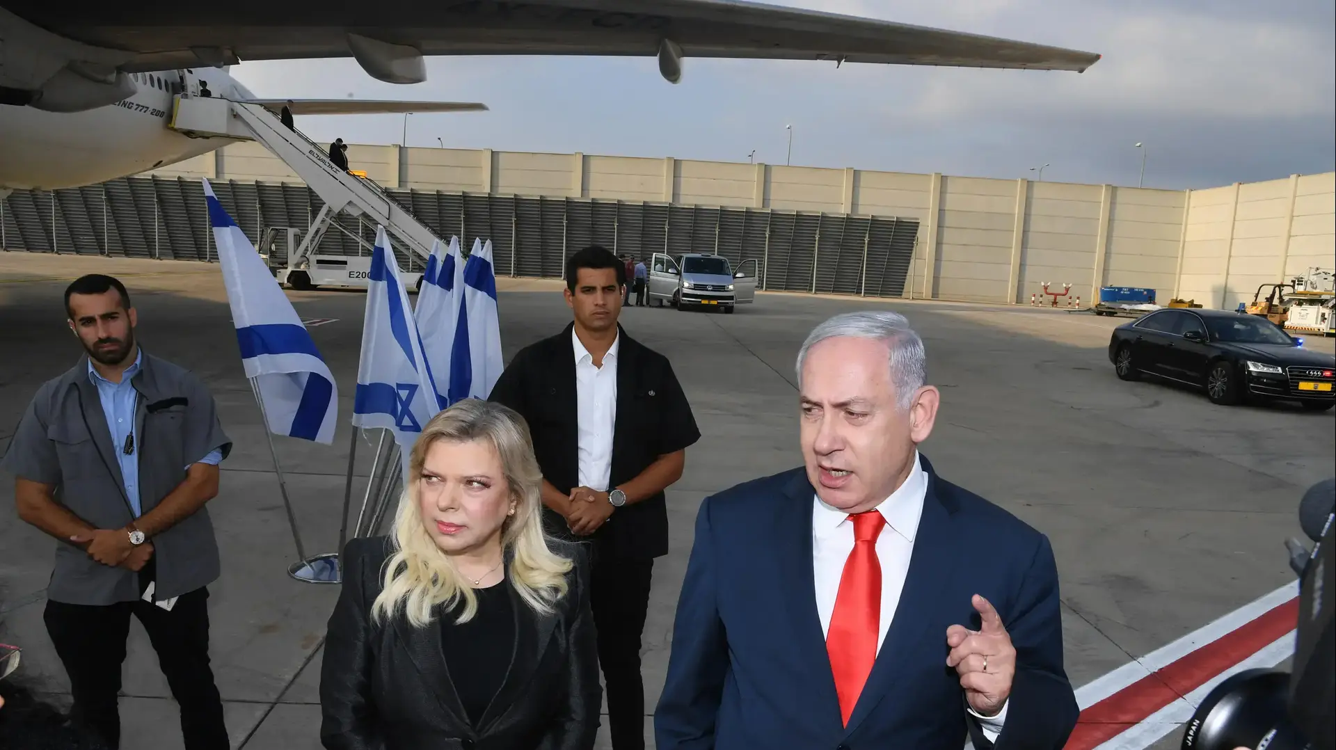 ראש הממשלה בנימין נתניהו ורעייתו שרה ממריאים לביקור מדיני בלונדון. ספטמבר 2019