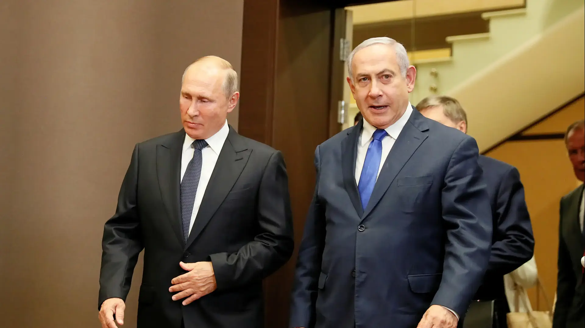 ראש הממשלה בנימין נתניהו ונשיא רוסיה ולדימיר פוטין בסוצ'י, 12 בספטמבר 2019 ראש הממשלה בנימין נתניהו ונשיא רוסיה ולדימיר פוטין בסוצ'י, 12 בספטמבר 2019