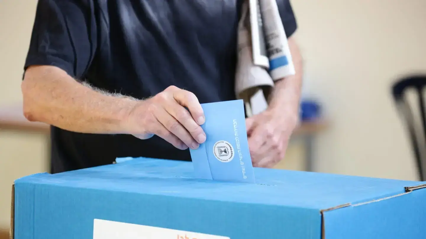 מצביעים בקלפי ירושלים, בחירות לכנסת ה-22, 17 בספטמבר 2019 מצביעים בקלפי ירושלים, בחירות לכנסת ה-22, 17 בספטמבר 2019