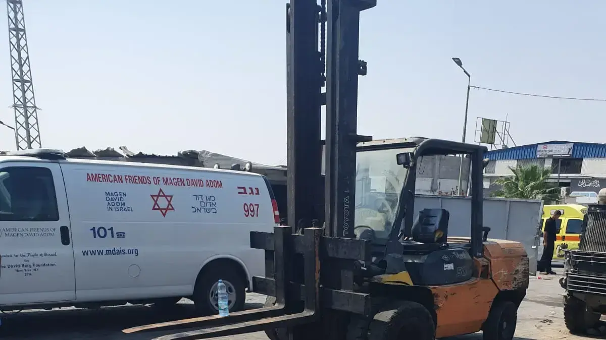 נער בן 16 נהרג מפגיעת מלגזה באזור תעשייה ברהט, 20 בספטמבר 2019 נער בן 16 נהרג מפגיעת מלגזה באזור תעשייה ברהט, 20 בספטמבר 2019