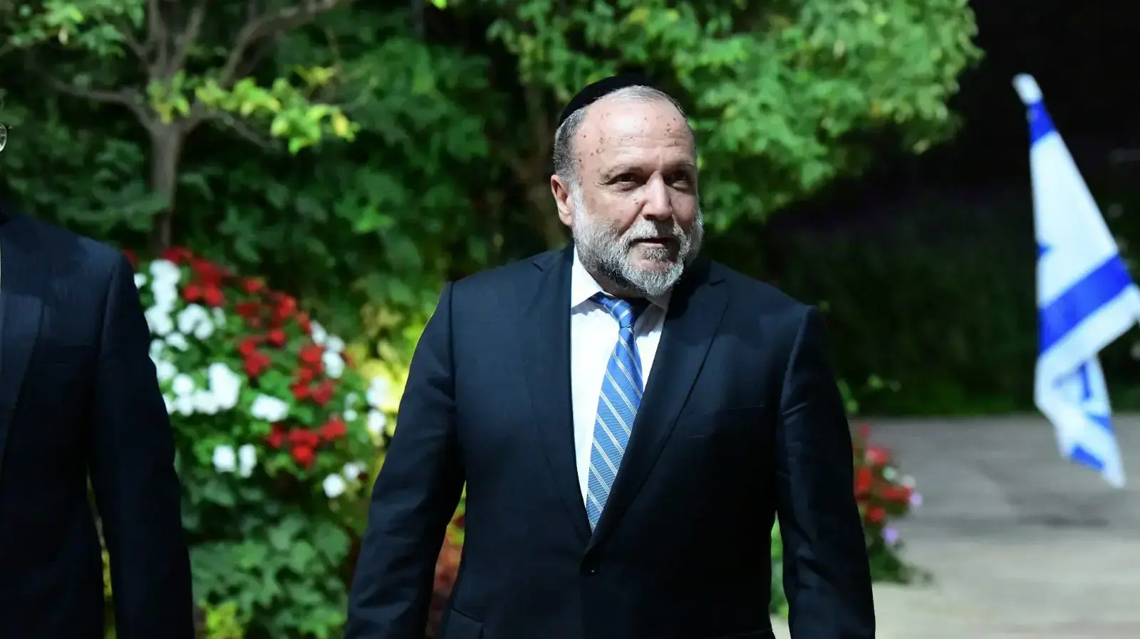 יצחק כהן מש"ס מגיע לפגישת הסיעה עם נשיא המדינה, 22 בספטמבר 2019