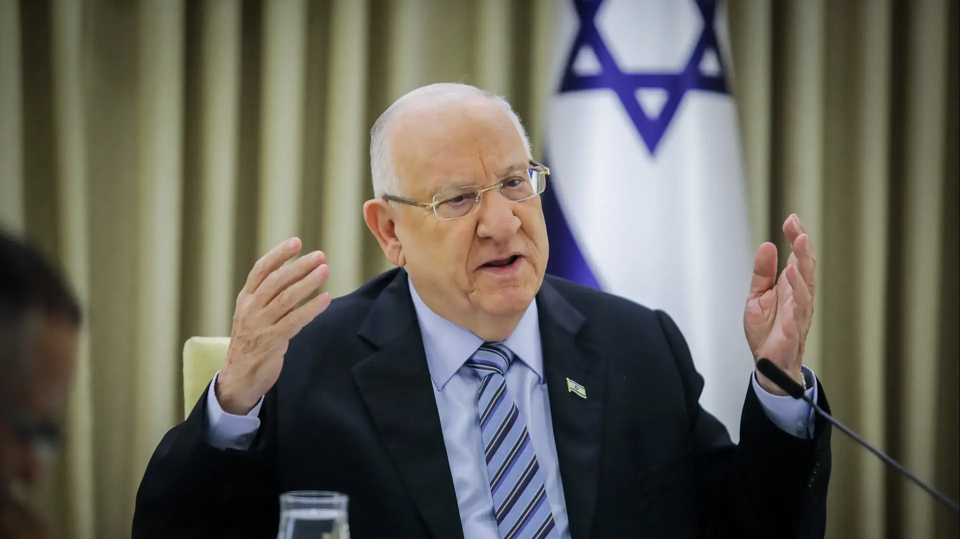 נציגי סיעת יהדות התורה ליצמן וגפני נכנסים לבית הנשיא להמליץ על המועמד שלהם להרכבת הממשלה, 23 בספטמבר 2019 נציגי סיעת יהדות התורה ליצמן וגפני נכנסים לבית הנשיא להמליץ על המועמד שלהם להרכבת הממשלה, 23 בספטמבר 2019